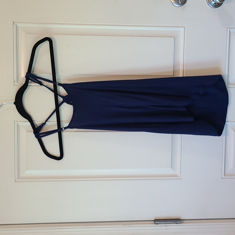 Halter Top - Picture 3 of 4